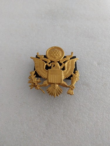 Insigne casquette officier - de,