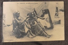 OLD PHOTO POSTCARD - AFRICA -ETHIC NUDE - HAIRDRESSER BEAUTY - WOMEN - 1900's