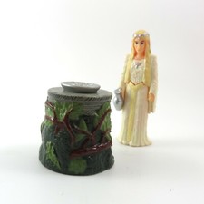 Figurine Kinder Galadriel Seigneur des Anneaux LOTR