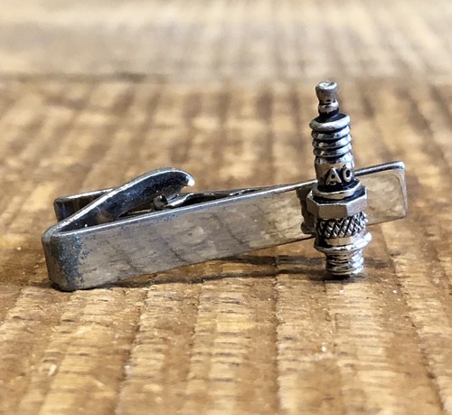 Vintage spark plug auto gas - ac,