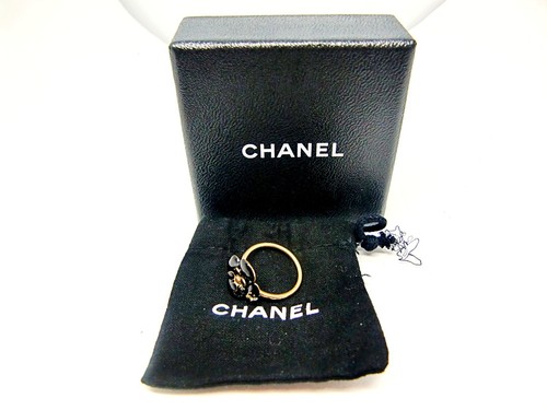 Authentique bague camélia