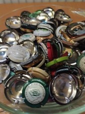 Lot De Environ 380 Capsules De. Champagne Pour Collectionneur