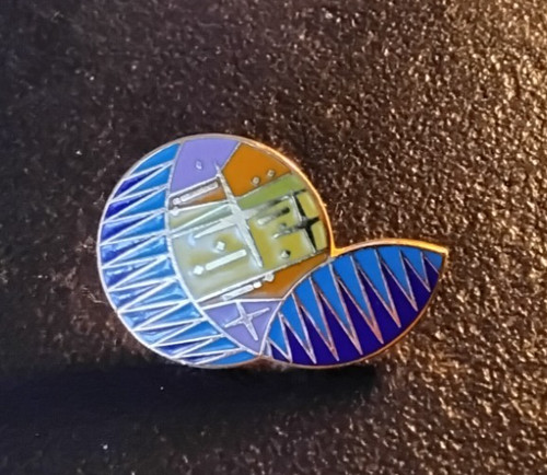 Pin centre de - centre,