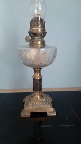 Lampe pétrole toupie - à,