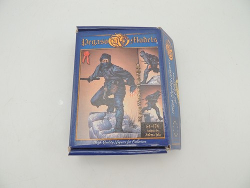 Pegaso models figurine - pegaso,