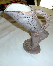 RARE CARAFE CRUCHE EN FAÏENCE DE VALLAURIS SIGNE BONAUDI MOTIF UN PIED ANNÉE 60