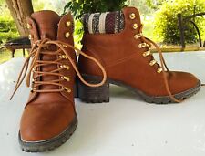 Superbes boots Bottines camel CREEKS 39