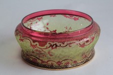 BACCARAT Bonbonnière cristal multicouche églantier Art Nouveau (70113)