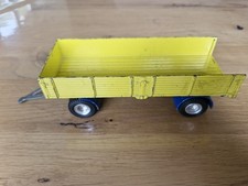 DINKY TOYS REMORQUE 4 ROUES