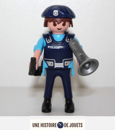 Playmobil city figurine - playmobil,