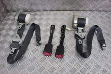 Jeu ceinture securité avant -