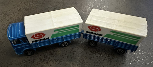 Majorette camion saviem - majorette,