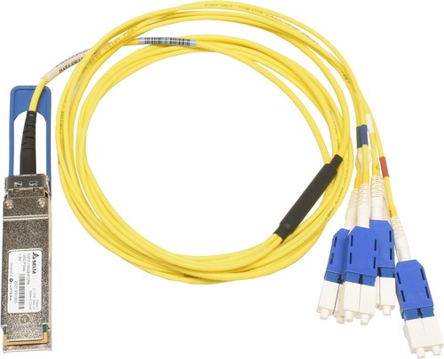 Delta qsfp 100gb4fdrb 8m - qsfp-100gb4fdrb, 1.8m