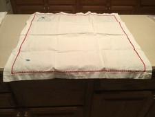 Vintage Doily Table Runner