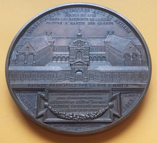 Spectaculaire médaille louis - spectaculaire,