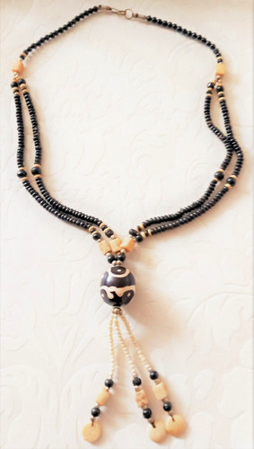 Long sautoir boules noires - sautoir,