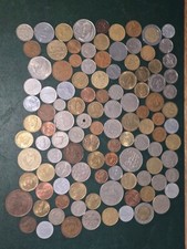 Lot De 99 Pièces divers pays theme oiseaux animeaux