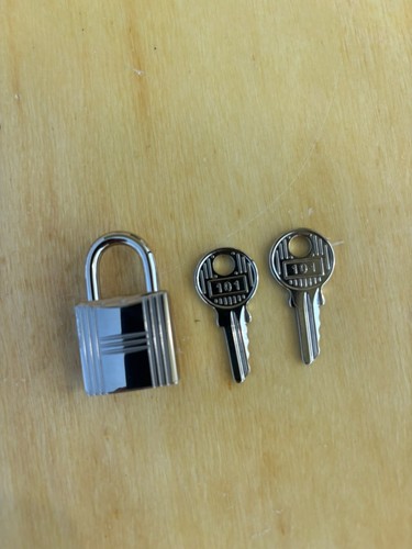 Authentique cadenas hermès - cadenas,
