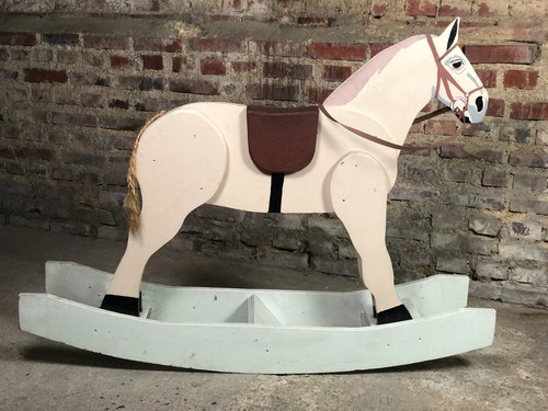 Cheval bascule pour - cheval, à