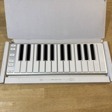 CME XKey KX01U00 White Silver