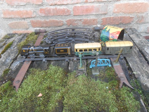Jouet ancien train mecanique - ancien:train,