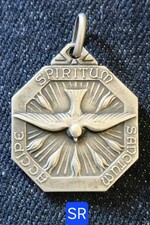 Belle Méd. Argenté 27x23 mm Art Déco - l'Esprit Saint (Accipe Spiritum Sanctum)