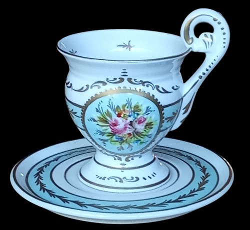 Ancienne grande tasse - ancienne, et