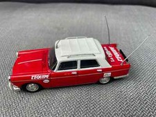 NOREV PEUGEOT 404 Berline Le Parisien L'Equipe Tour de France 1/43