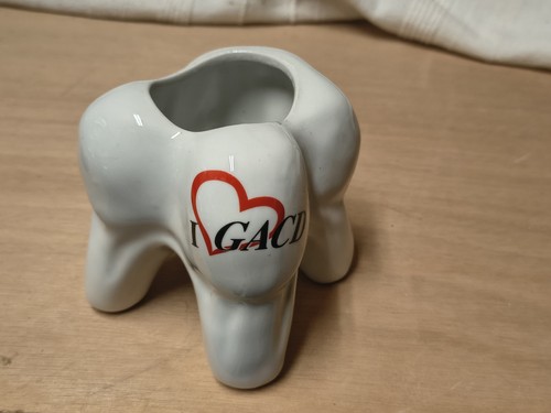 Cendrier vide poche - cendrier, vide-poche