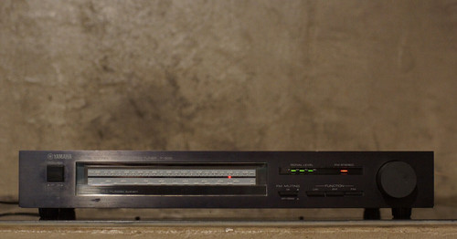 Tuner yamaha 300 - yamaha, t-300