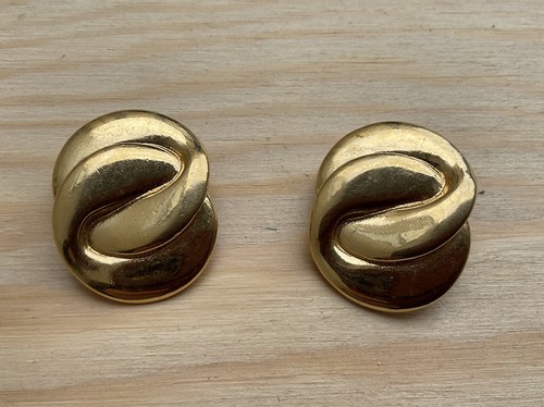 Magnifiques clips oreilles - magnifiques,