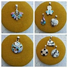 Pendentifs en nacre en argent