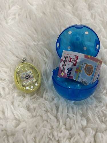 Tamagotchi gashapon yellow - tamagotchi,