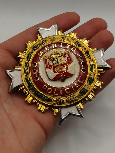Grand croix ordre mérite - ordre,
