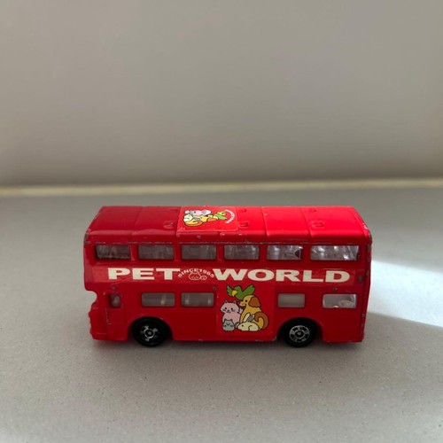 Tomica pet world double decker - world,