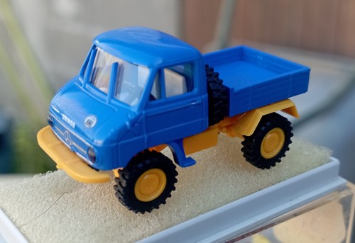 Brekina camion mercedes - brekina,