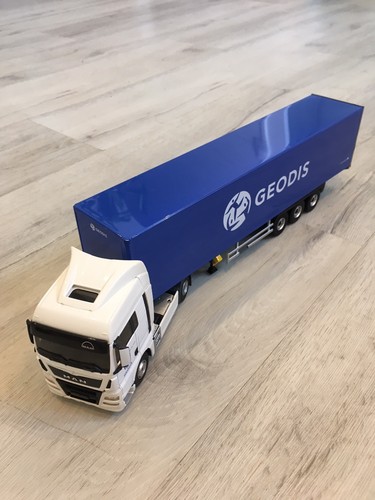 Camion eligor man tgx - man,