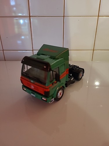 Tracteur mercedes benz - mercedes-benz, sk