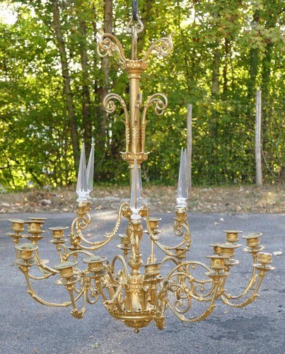 Grand lustre feux - grand, en