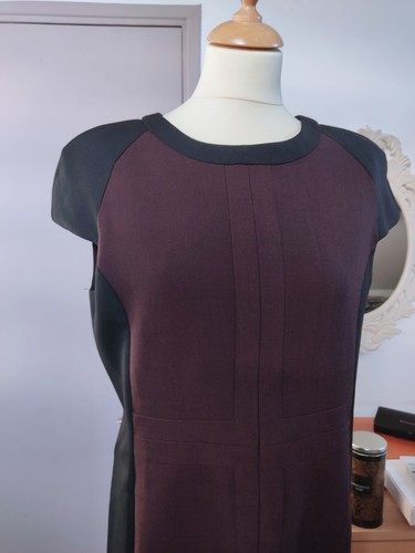 Robe taillée longue noire - taillée, mi-longue