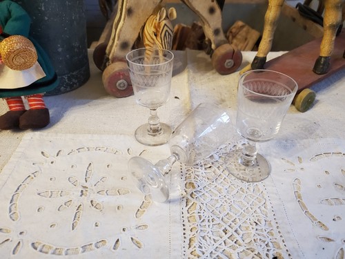 Verres pied cristal - À,