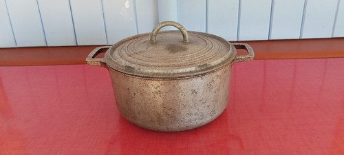 Cocotte aluminium ancienne