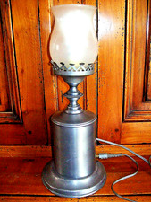 PETITE LAMPE EN ÉTAIN AVEC