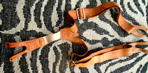 Bretelles cuir années 70 - en,