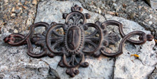 Ancienne plaque avec lettre - avec,