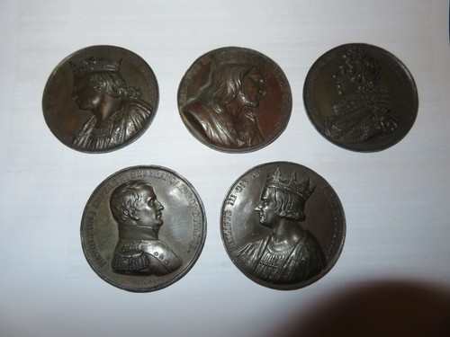Médaille table rois et - de,