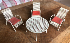 Ancien salon jardin miniature dans le goût des meubles en fer forgé vers 1900.