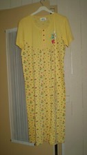 CHEMISE DE NUIT NEUVE DU 46/48-MAGNFIQUE