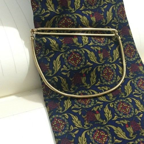Gold tone square - square, snake