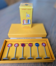 Dinky Toys Poste de